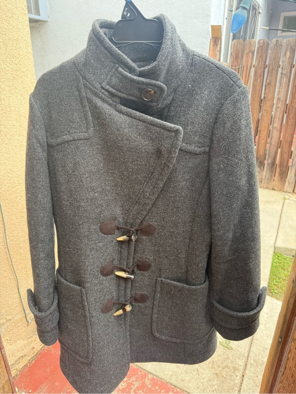 Women Charcoal Gray Toggle Wool-Blend Coat banana republic medium